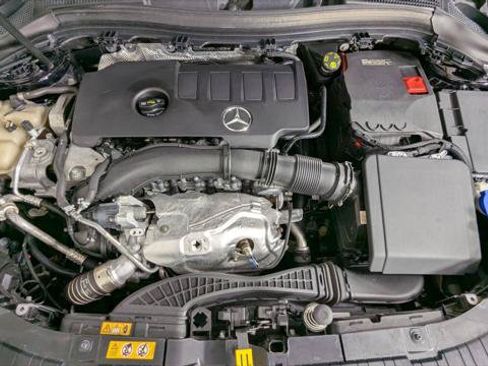 Used 2021 Mercedes-Benz GLA 250 image 33