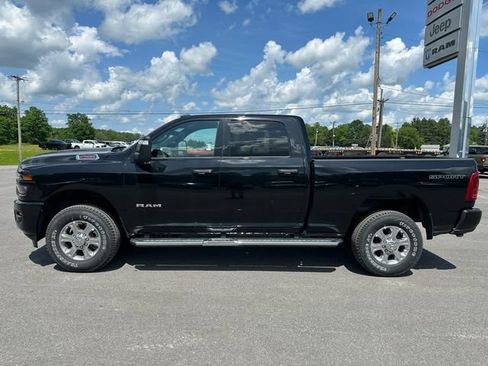 New 2026 RAM 2500 Big Horn AWD/4WD image 2