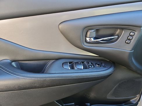 Certified 2024 Nissan Murano SL image 12