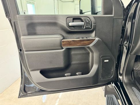 Used 2020 GMC Sierra 2500 SLT w/ SLT Premium Plus Package AWD/4WD image 10