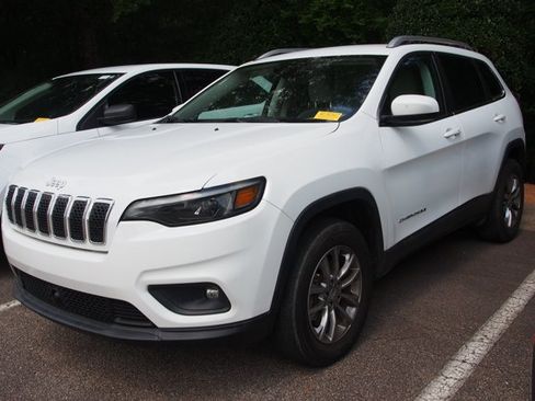 Used 2021 Jeep Cherokee Latitude Lux w/ Comfort/Convenience Group AWD/4WD image 4