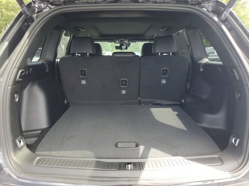 New 2025 Jeep Grand Cherokee Limited w/ Luxury Tech Group II image 9