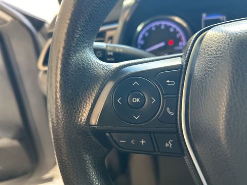 Used 2019 Toyota Camry LE image 40