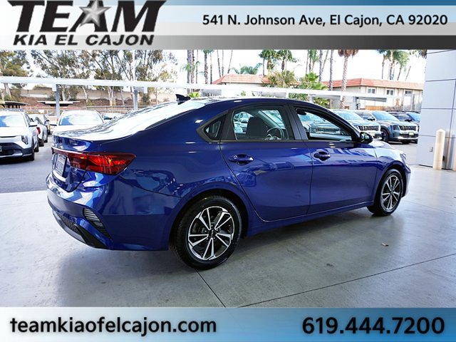 Certified 2022 Kia Forte LXS FWD image 9