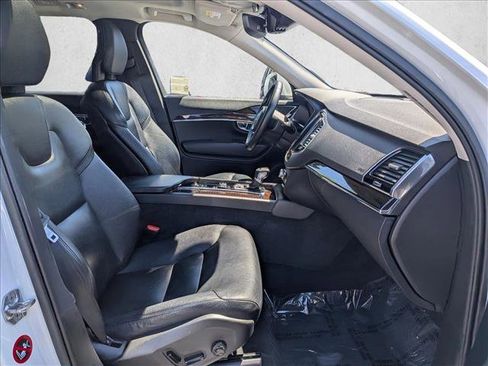 Used 2016 Volvo XC90 T6 Momentum w/ Protection Package Plus AWD/4WD image 21