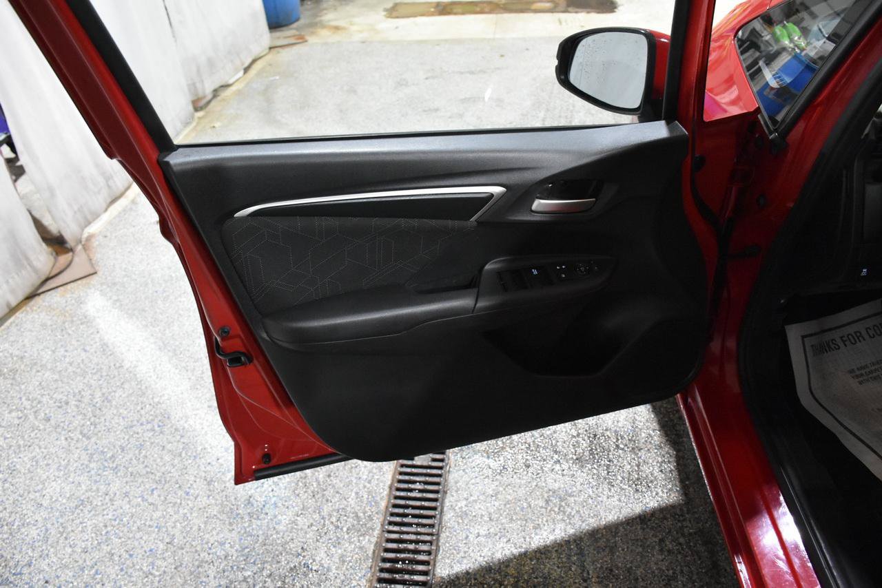 Used 2016 Honda Fit EX image 9