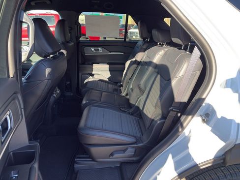 New 2026 Ford Explorer ST-Line w/ ST-Line Street Pack AWD/4WD image 21