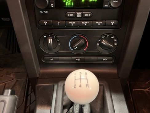 Used 2007 Ford Mustang GT Premium image 17