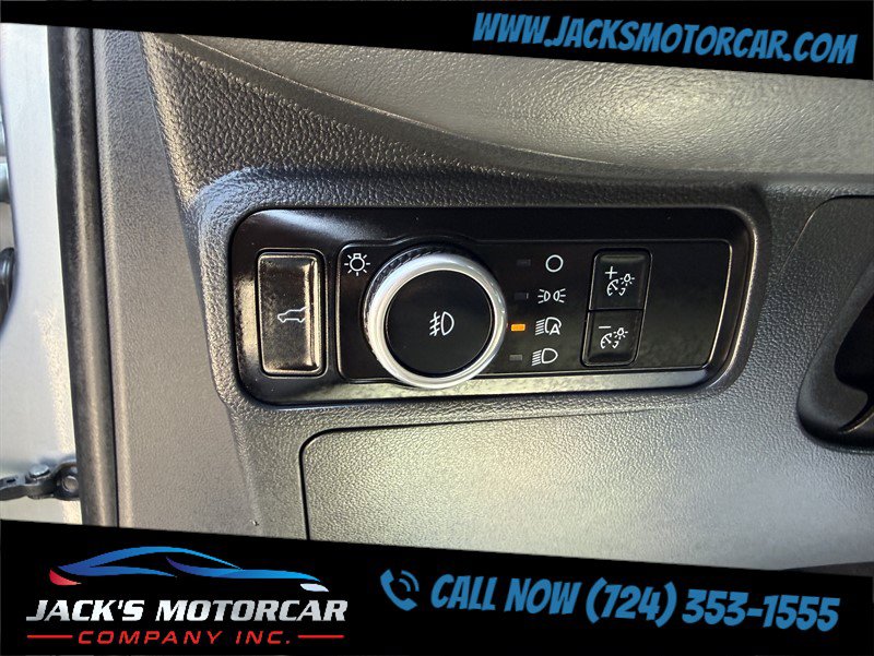 Used 2025 Ford Explorer Active w/ Active Comfort Package AWD/4WD image 29
