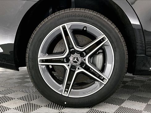 New 2026 Mercedes-Benz S 580e 4MATIC Sedan image 9