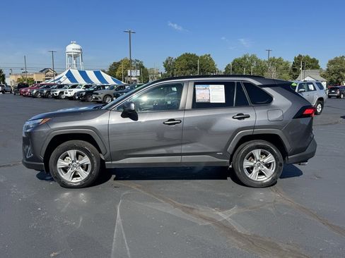 Used 2024 Toyota RAV4 XLE image 25