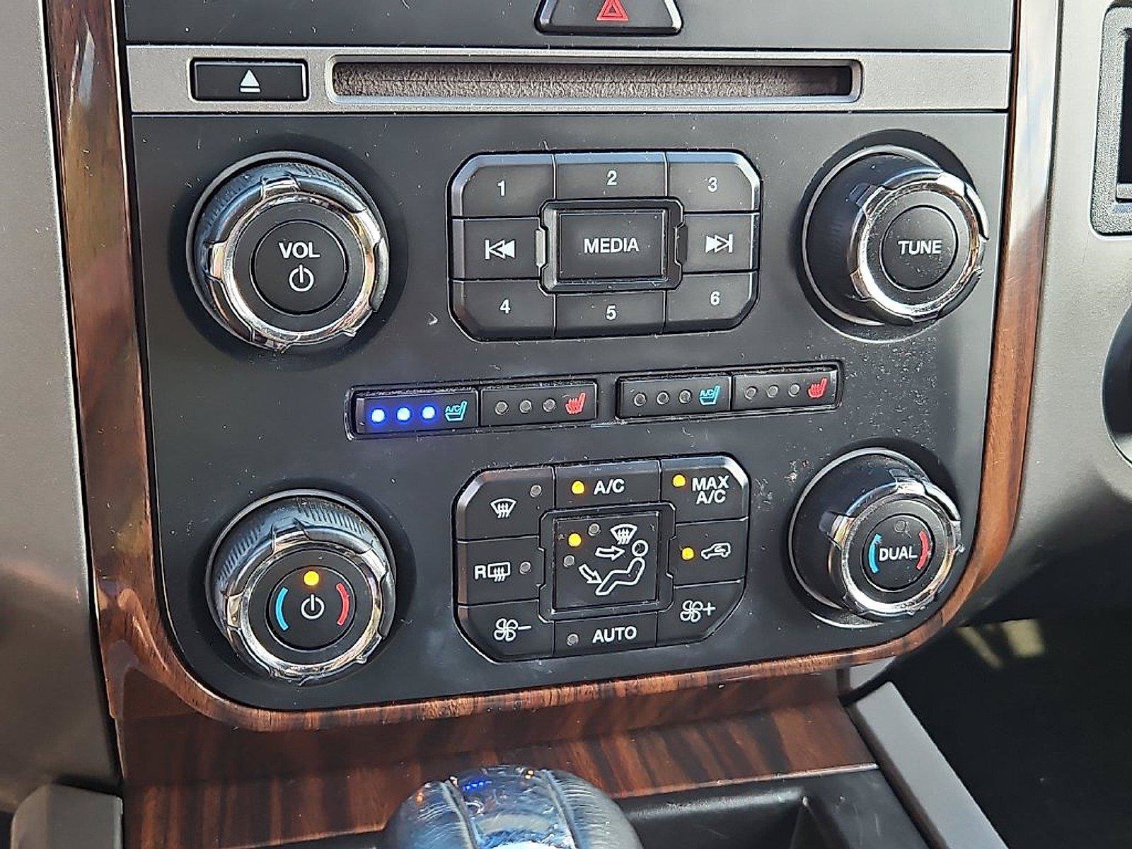 Used 2017 Ford Expedition EL Platinum RWD image 26