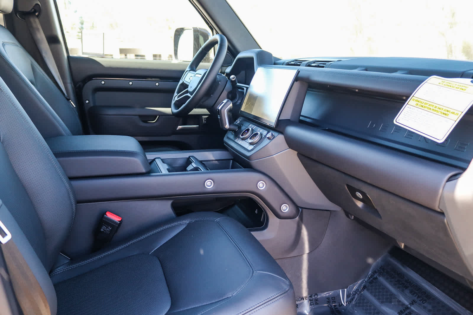 New 2026 Land Rover Defender 110 S AWD/4WD image 14