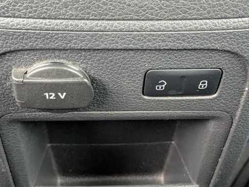 Used 2012 Volkswagen Jetta SE image 14