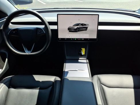 Used 2025 Tesla Model 3 Long Range AWD/4WD image 13
