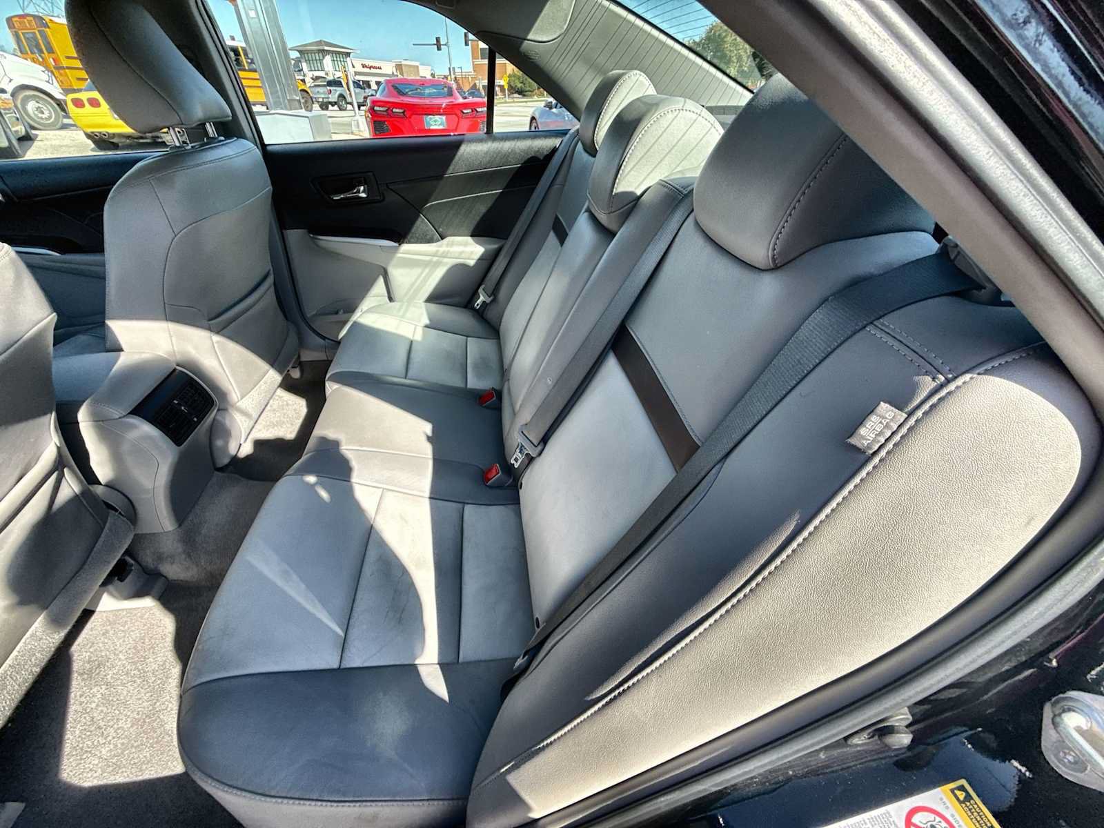 Used 2013 Toyota Camry XLE FWD image 23