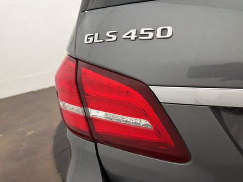 Used 2017 Mercedes-Benz GLS 450 4MATIC image 10