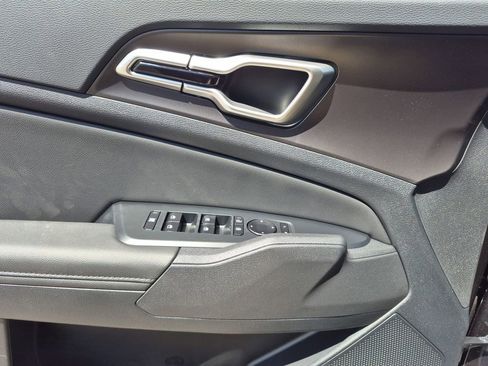New 2026 Kia Sportage EX AWD/4WD image 6