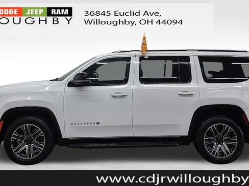 Certified 2024 Jeep Wagoneer Series II image 5