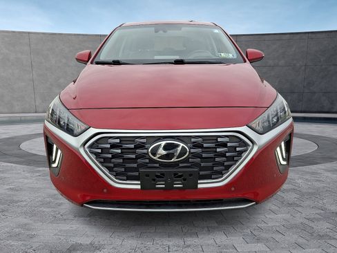 Used 2020 Hyundai Ioniq Limited image 3