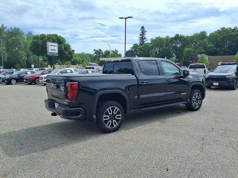 Used 2025 GMC Sierra 1500 AT4 w/ AT4 Premium Package AWD/4WD image 3