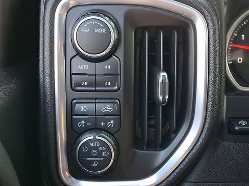 Used 2022 Chevrolet Silverado 3500 High Country AWD/4WD image 25