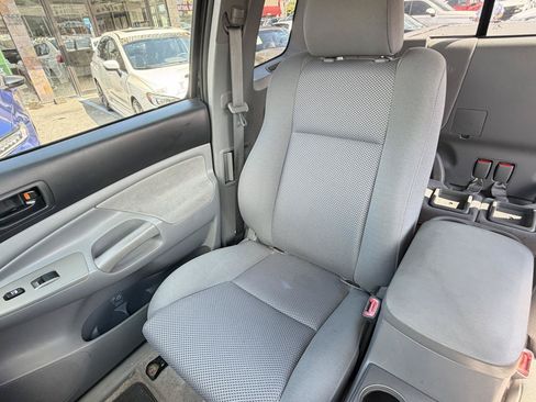 Used 2005 Toyota Tacoma 4x4 Access Cab image 45