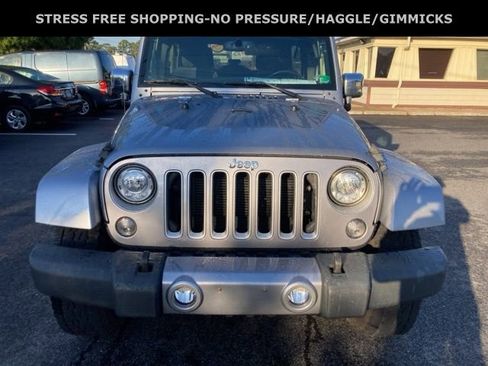 Used 2017 Jeep Wrangler Unlimited Sahara image 8