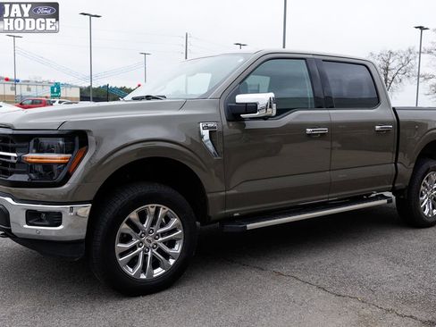 Used 2025 Ford F150 XLT w/ Equipment Group 302A MID image 40