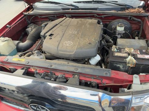 Used 2011 Toyota Tacoma PreRunner w/ TRD Off-Road Pkg image 15