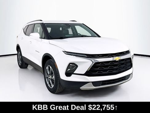 Used 2023 Chevrolet Blazer LT FWD image 1
