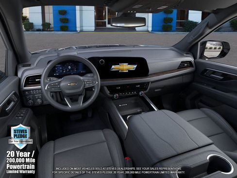 New 2025 Chevrolet Suburban LT w/ Comfort Package image 15