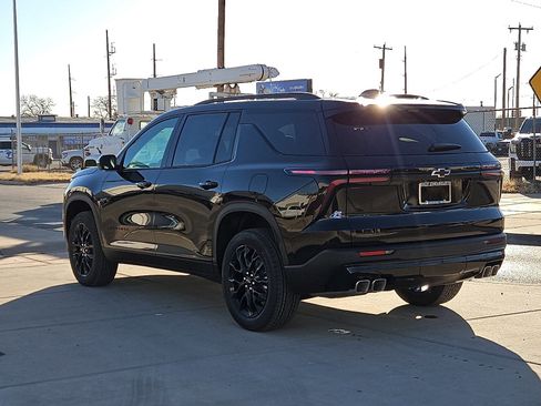 New 2026 Chevrolet Traverse LT image 3