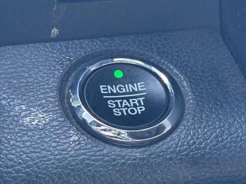 Used 2022 Ford F450 Platinum image 21