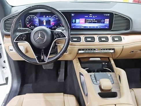 Used 2024 Mercedes-Benz GLE 350 4MATIC image 15