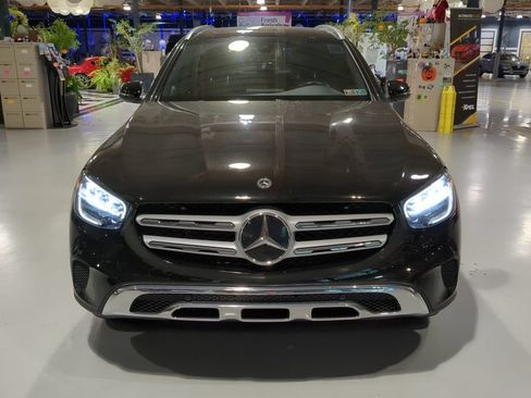 Used 2021 Mercedes-Benz GLC 300 4MATIC image 3