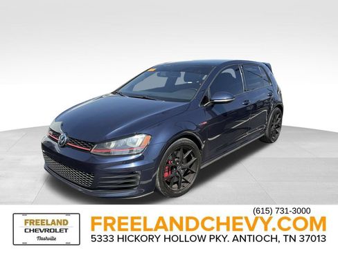 Used 2017 Volkswagen GTI SE FWD image 4