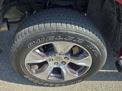 Used 2022 RAM 1500 Laramie AWD/4WD image 10