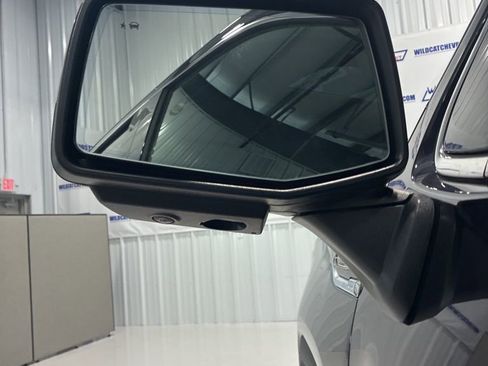 Used 2024 GMC Sierra 1500 SLT w/ SLT Premium Plus Package image 16