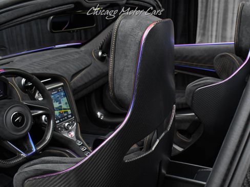 Used 2022 McLaren 765LT RWD image 24