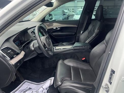 Used 2023 Volvo XC90 B6 Ultimate w/ Protection Package image 30