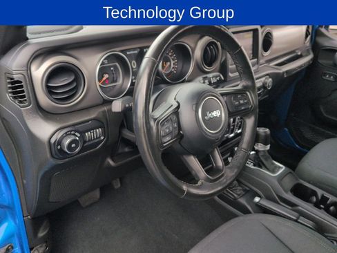 Used 2022 Jeep Wrangler Unlimited Sport AWD/4WD image 11