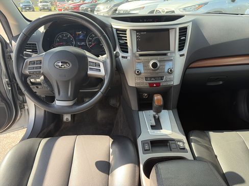 Used 2014 Subaru Outback 2.5i Limited AWD/4WD image 19