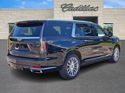 Used 2023 Cadillac Escalade ESV Premium Luxury w/ Performance Package AWD/4WD image 8