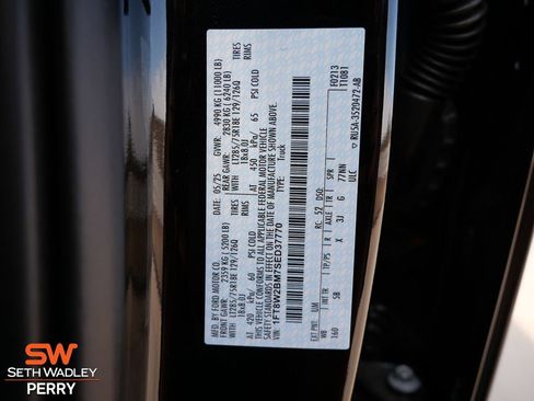 New 2025 Ford F250 Lariat w/ Lariat Ultimate Package image 27