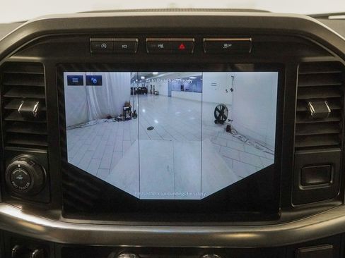 Used 2021 Ford F150 Lariat w/ Max Trailer Tow Package image 34