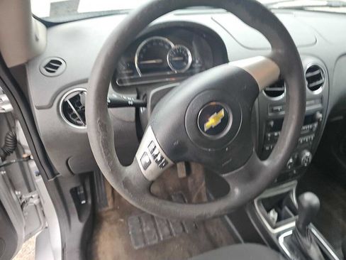 Used 2011 Chevrolet HHR LT image 12
