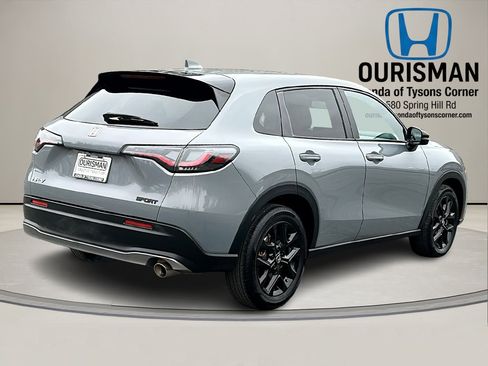 Used 2023 Honda HR-V Sport image 4