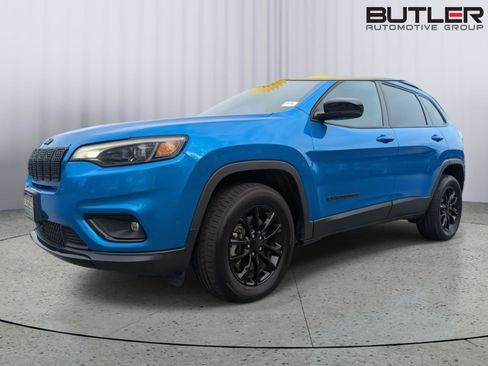 Certified 2023 Jeep Cherokee Altitude Lux AWD/4WD image 1