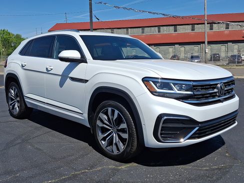 Used 2023 Volkswagen Atlas Cross Sport SEL Premium R-Line AWD/4WD image 1